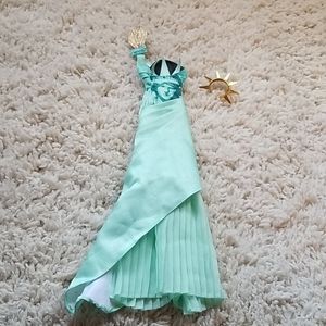 New York Statue of Liberty Barbie Dress💙